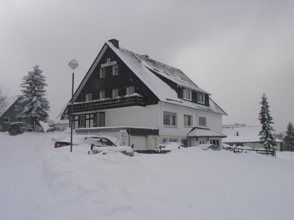 Gaestehaus Mira Hotel Winterberg Exterior photo